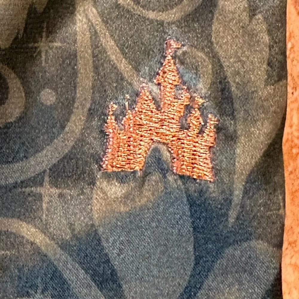 NWOT Disney Store Green Satin Fantasyland Castle Cropped Pajama Pants Women’s Sm - Picture 3 of 7